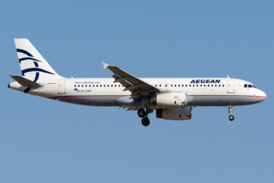 Aegean A320 SX-DVN ATH 090623