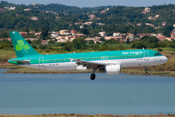 AerLingus A320 EI-CVB CFU 300815