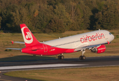 AirBerlin A320 D-ABFE CGN 300912