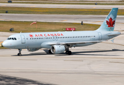 AirCanada A320 C-FNVV FLL 281208