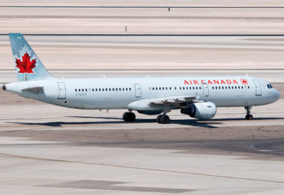 AirCanada A321 C-GJVX LAS 051009