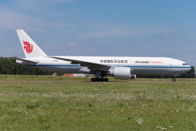 AirChinaCargo 77F B-2096 AMS 300720