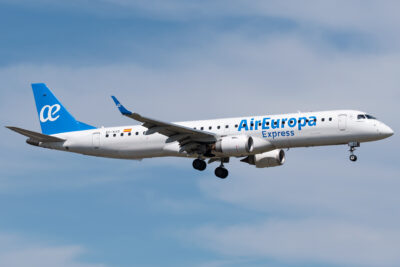 AirEuropaExpress E195 EC-KXD LIS 180618
