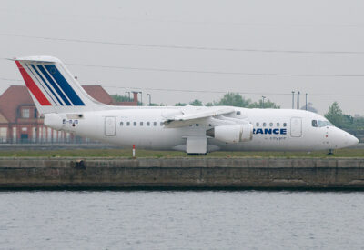 AirFrance RJ85 EI-RJB LCY 130509