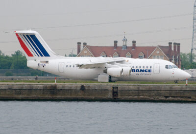 AirFrance RJ85 EI-RJK LCY 130509