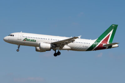 Alitalia A320 EI-DSA LIN 310821