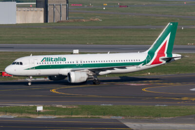 Alitalia A320 EI-EIA BRU 220319