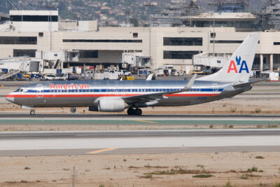 AmericanAirlines 73H N901AN LAX 071009