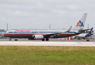 AmericanAirlines 73H N919AN MIA 280910