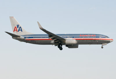AmericanAirlines 73H N924AN MIA 010109
