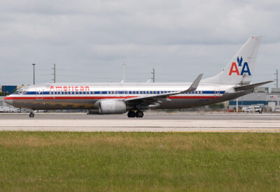 AmericanAirlines 73H N927AN MIA 280910