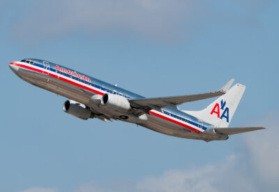 AmericanAirlines 73H N929AN LAX 071009