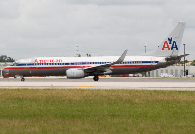 AmericanAirlines 73H N939AN MIA 280910