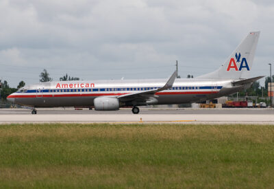 AmericanAirlines 73H N949AN MIA 280910