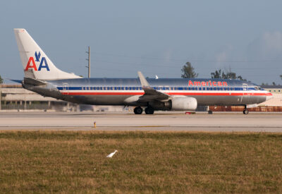 AmericanAirlines 73H N957AN MIA 281208