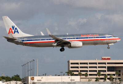 AmericanAirlines 73H N964AN MIA 281208