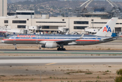 AmericanAirlines 75W N574AN LAX 071009