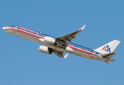 AmericanAirlines 75W N671AA LAX 071009