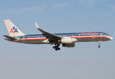AmericanAirlines 75W N683A MIA 010109