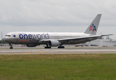 AmericanAirlines 763 N395AN MIA 280910