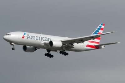 AmericanAirlines 772 N750AN LHR 080315