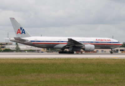 AmericanAirlines 772 N751AN MIA 280910