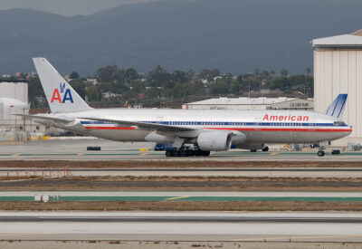 AmericanAirlines 772 N789AN LAX 061010