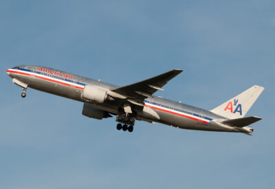 AmericanAirlines 772 N792AN LHR 060112