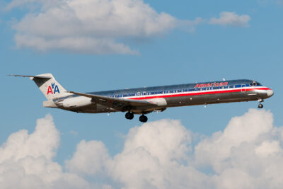 AmericanAirlines MD82 N482AA DFW 020914