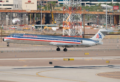AmericanAirlines MD82 N575AM PHX 031010