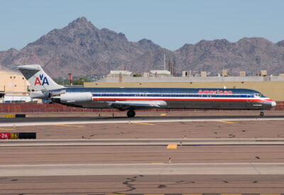 AmericanAirlines MD82 N7514A PHX 031010