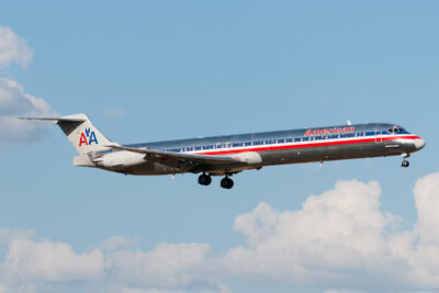 AmericanAirlines MD83 N9615W DFW 020914