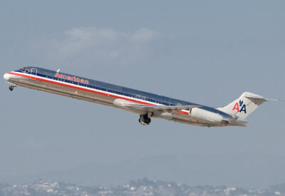 AmericanAirlins MD83 N966TW LAX 071010