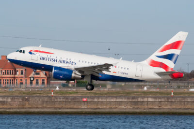 BritishAirways A318 G-EUNB LCY 060315