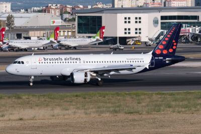 BrusselsAirlines A320 OO-SNH LIS 170618