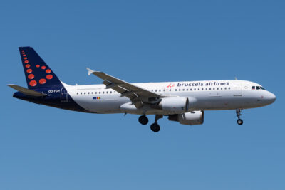 BrusselsAirlines A320 OO-TCH LIS 170618