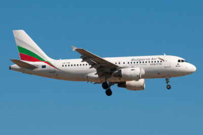 BulgariaAir A319 LZ-FBF BCN 060713