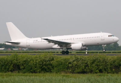 BulgarianAirCharter A320 LZ-FBE AMS 140509