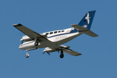 CapeAir Cessna N494BC BOS 290909
