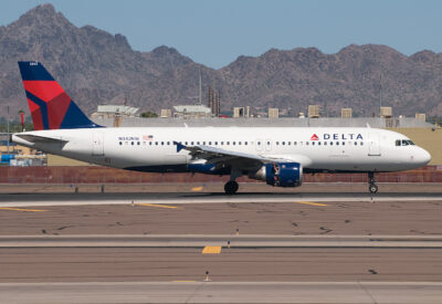 Delta A320 N342NW PHX 031010