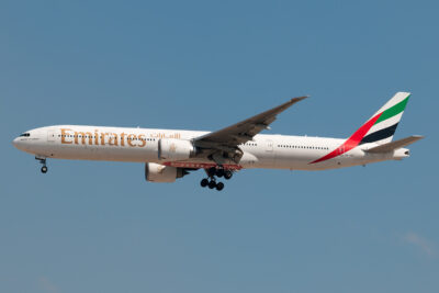 Emirates 77W A6-EBX DXB 110214