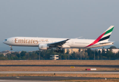 Emirates 77W A6-EBZ IST 011012