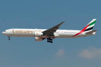 Emirates 77W A6-ECD DXB 110214