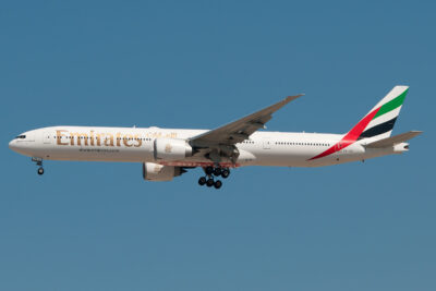 Emirates 77W A6-ECI DXB 150214