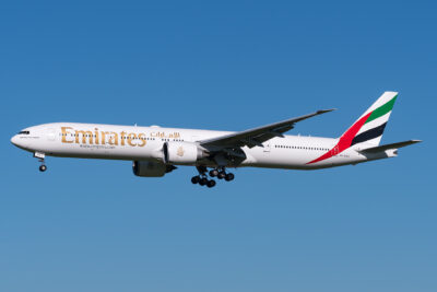Emirates 77W A6-EGG AMS 310720