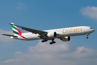Emirates 77W A6-ENT GVA 261014