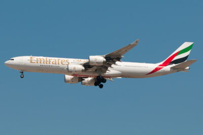Emirates A345 A6-ERI DXB 150214