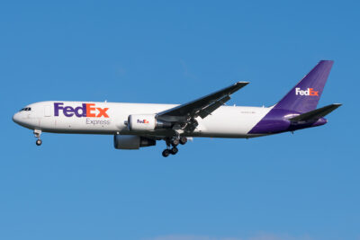 FedEx 763F N280FE BDL 100822b