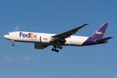FedEx 77F N889FD MXP 300821