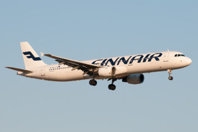 Finnair A321 OH-LZE BCN 070713